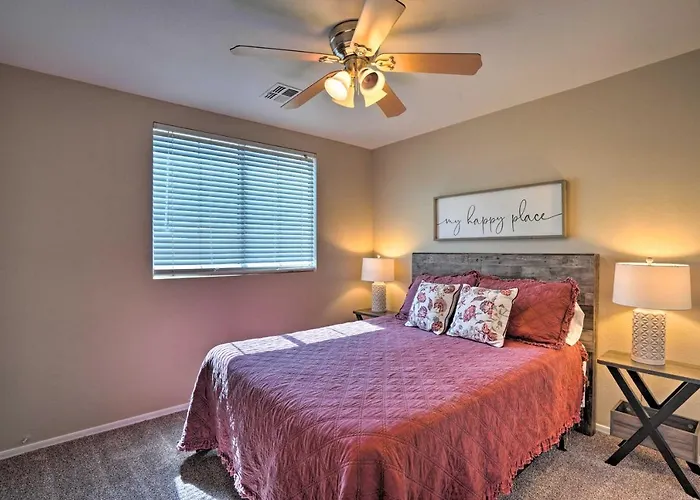 Holiday home Family With Private Pool And Yard!